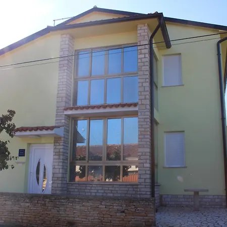 Ferienhaus Valentina *