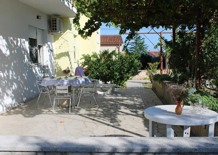 Valentina Σπίτι διακοπών Ližnjan