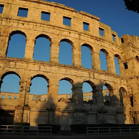 Valentina Semesterbostad Ližnjan